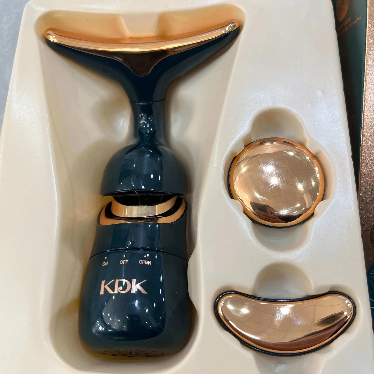 جهاز رفع و نحت وتدليك الوجه والعناية بالبشرة  3في 1